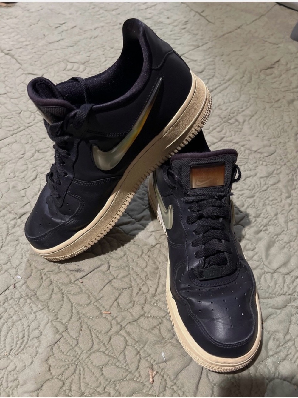 Nike Air Force 1 Low Premium "Jelly Swoosh" sneakers size 9